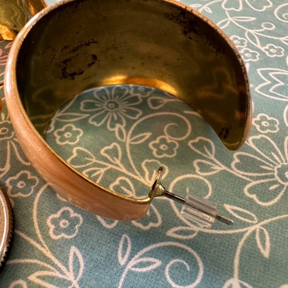 SALE - Retro - Wide, Open Hoop, Post Earrings - Gold Tone Hoops & Enamel Finish - Picture 9 of 10